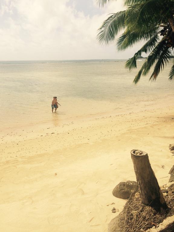 Готель Vacations Beach Fale Manase Номер фото