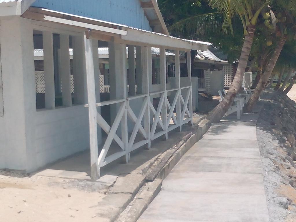 Готель Vacations Beach Fale Manase Екстер'єр фото
