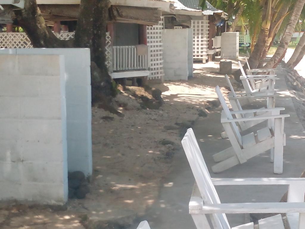 Готель Vacations Beach Fale Manase Екстер'єр фото