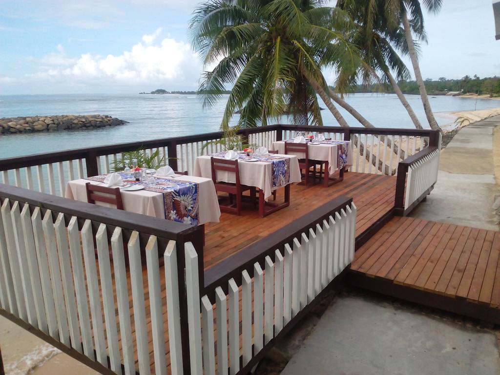 Готель Vacations Beach Fale Manase Екстер'єр фото