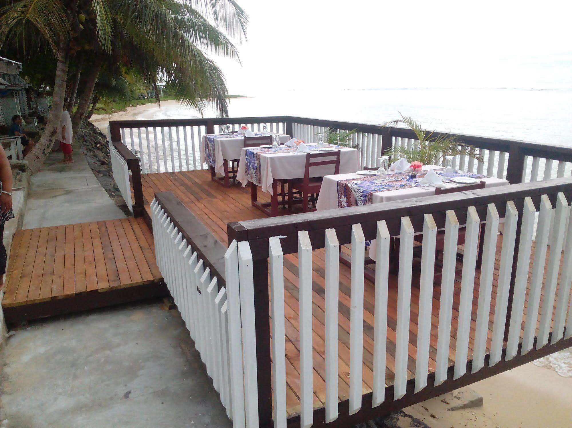 Готель Vacations Beach Fale Manase Екстер'єр фото