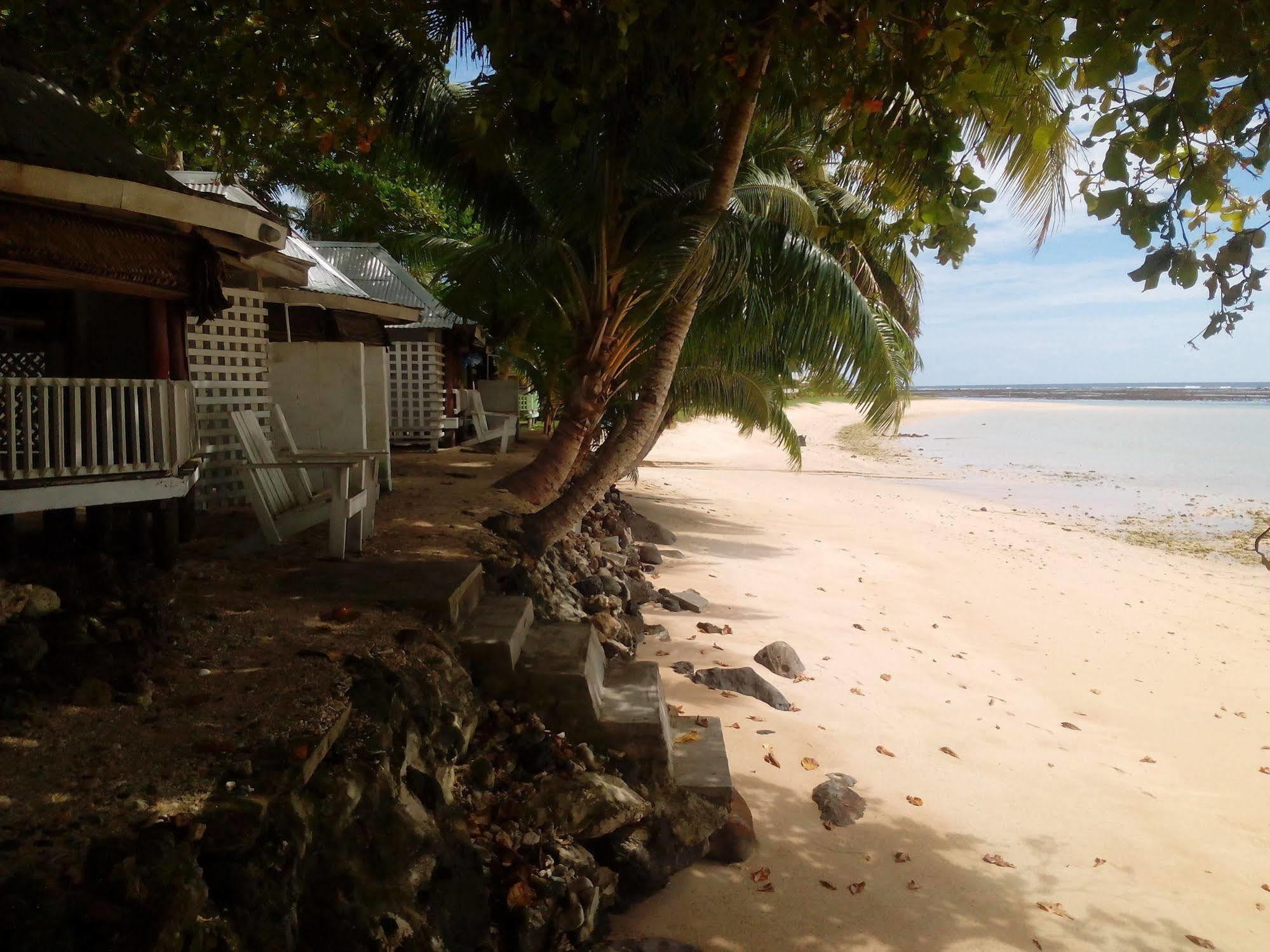 Готель Vacations Beach Fale Manase Екстер'єр фото